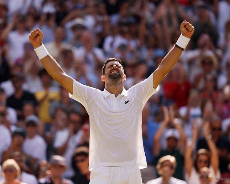 Djokovic reaches another milestone, Sinner warming to the task