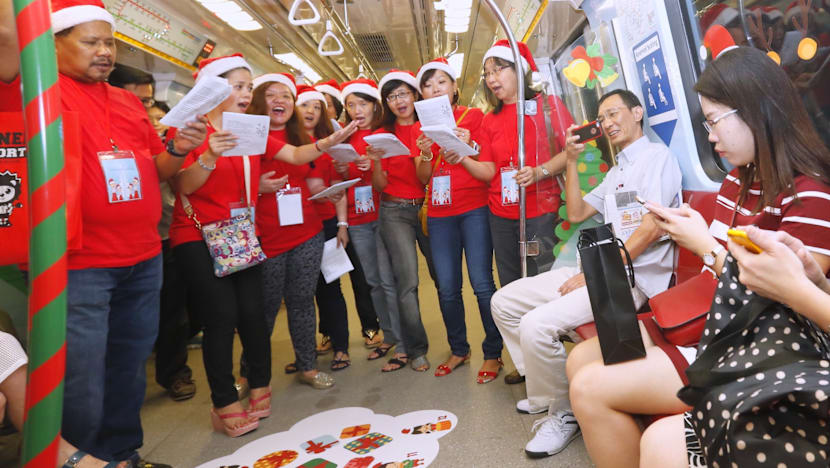 Christmas-themed train put in service