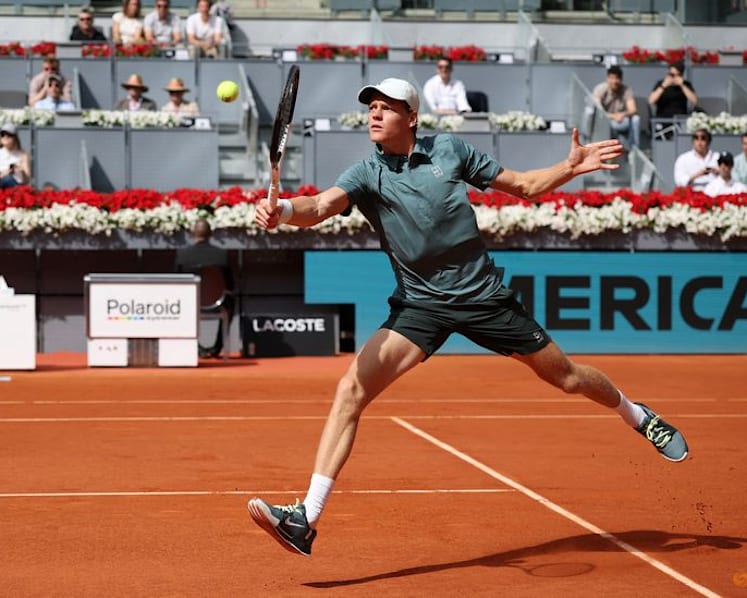 Sinner sweeps past Norrie to reach Madrid quarter-finals
