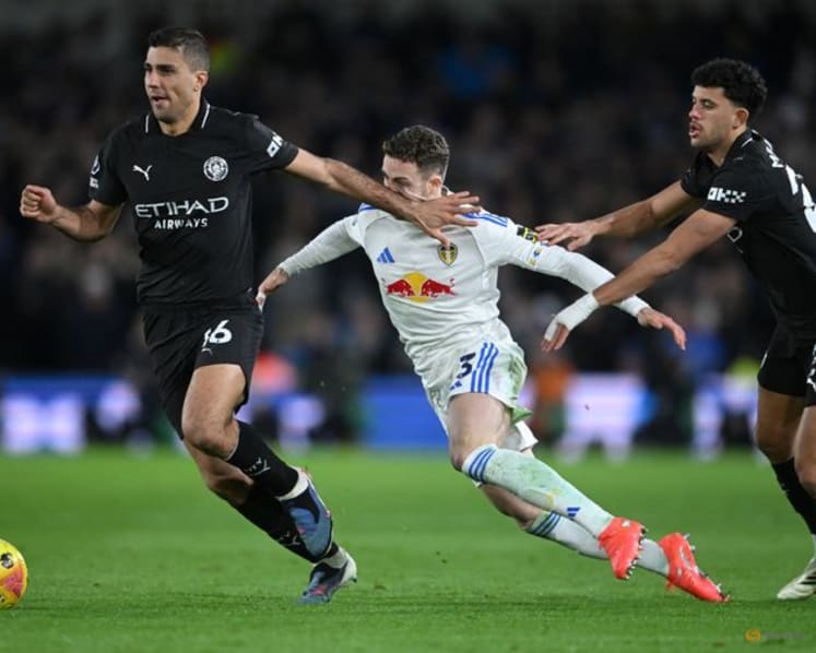 Man City move two points behind Arsenal after 1-0 win at Leeds