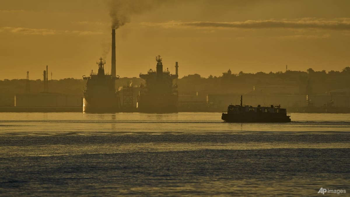 Commentary: Who's really keeping fossil fuels alive? Taxpayers