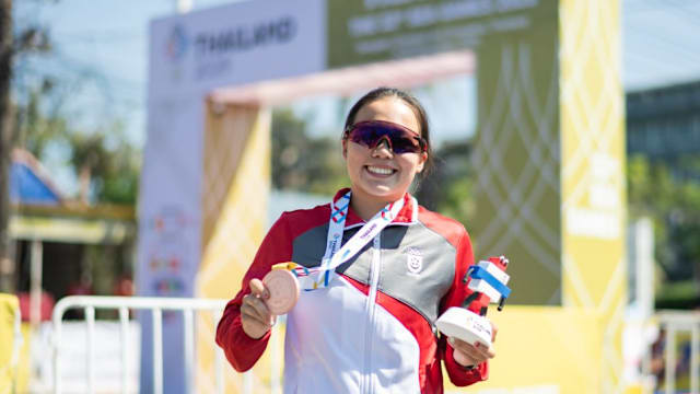 刘芝潓在女子铁人三项奋力追赶 为我国摘铜