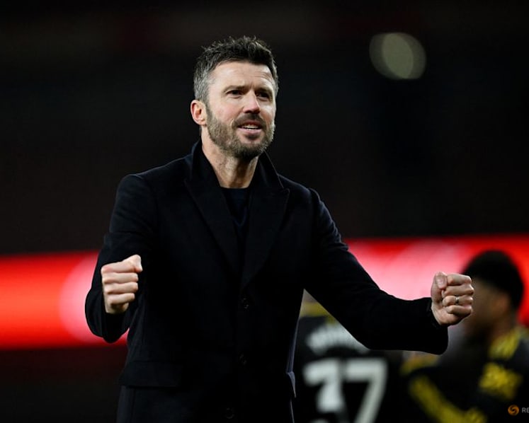 Carrick says Man Utd must ride wave of confidence