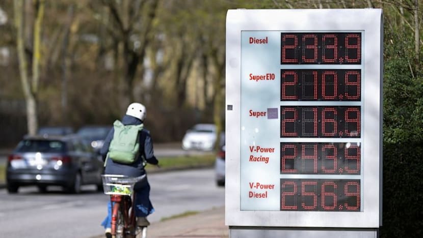 Under pressure: Tracking the pain in G7 government debt