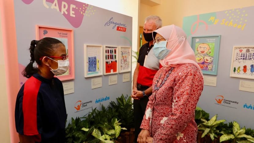SingPost lancar koleksi setem amal rekaan pelajar MINDS