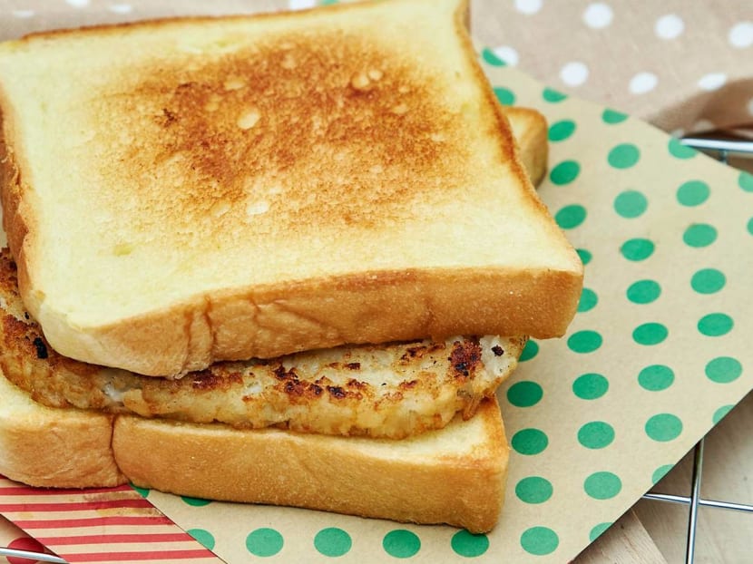 Two-Hour-Long Queue At Korean Sandwich Joint Isaac Toast In Singapore Has Now Dwindled To 30 Minutes