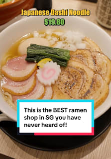 This is possibly one of Singapore’s best-kept foodie secrets for ramen lovers, a 10-seat tiny ramen joint in International Plaza serving up slurp-worthy bowls of house-made Dashi Ramen and Dan Dan Noodles. Hailing from Kobe, Restaurant Enishi even has a Michelin Bib Gourmand award in its native Japan! #8dayseatrestaurant #ramen #sgtiktok #hiddengem