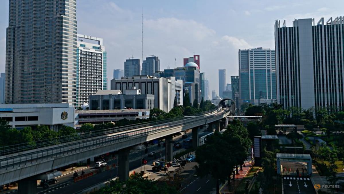 Pemerintah Targetkan Pertumbuhan Ekonomi 5,9%-7,5% di 2027 — Optimisme Fiskal vs Realitas Pasar
