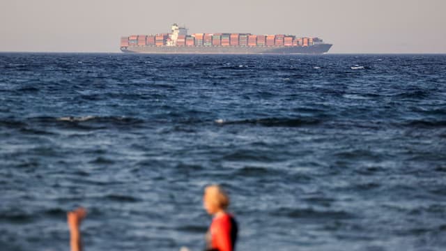 伊朗警告若美持续封锁港口 或干扰红海航运