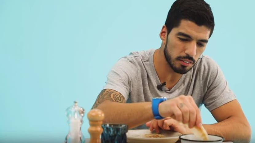 Makan prata, sate, nasi lemak - Luis Suarez dilantik jadi duta pelancongan M'sia Makan prata, sate, nasi lemak - Luis Suarez dilantik jadi duta pelancongan M'sia