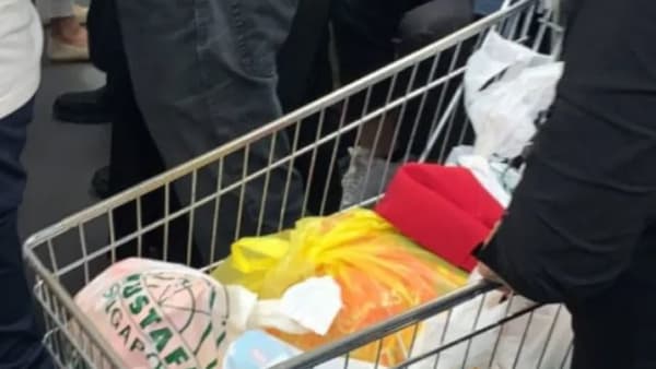 Gambar Pilihan Hari Ini