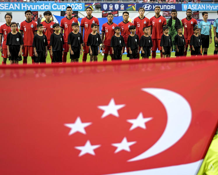 Singapore hold heavyweights Vietnam to a draw at ASEAN football championship Singapore hold heavyweights Vietnam to a draw at ASEAN football championship