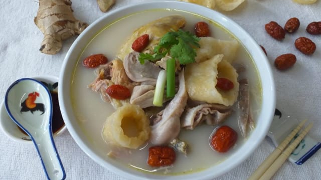 【沈希家常菜食谱】鱼鳔猪肚鸡