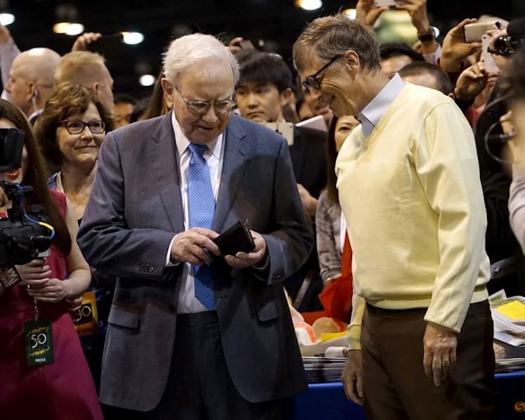 Buffett says his children are ready to distribute his fortune, calls Bill Gates' Epstein ties 'distasteful'