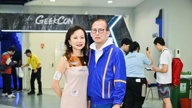 吴冠英辞去董事会顾问职务 立即生效