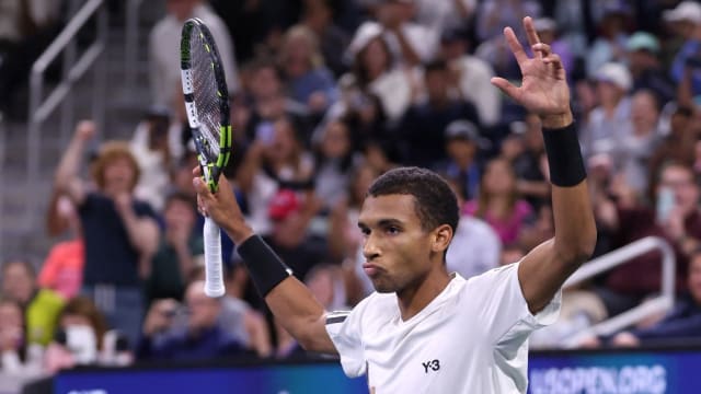 美国网球公开赛：加拿大阿利亚西姆 逆转战胜世界第三兹维列夫