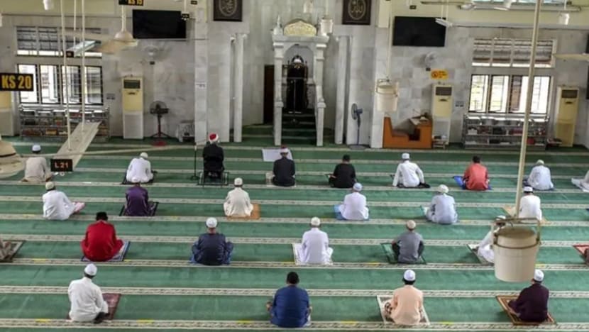 Sabah benarkan solat jemaah, kegiatan masjid seluruh negeri mulai Jumaat ini