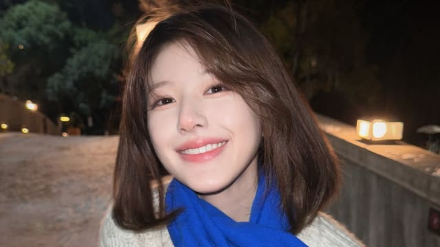 善心不落人后，赵露思抱病驰援西藏地震灾区