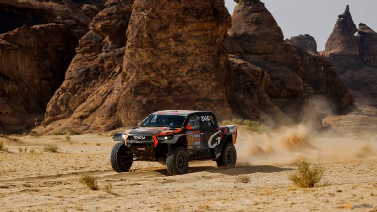 Rallying-Lategan stretches Dakar lead, penalty denies Al-Attiyah stage win