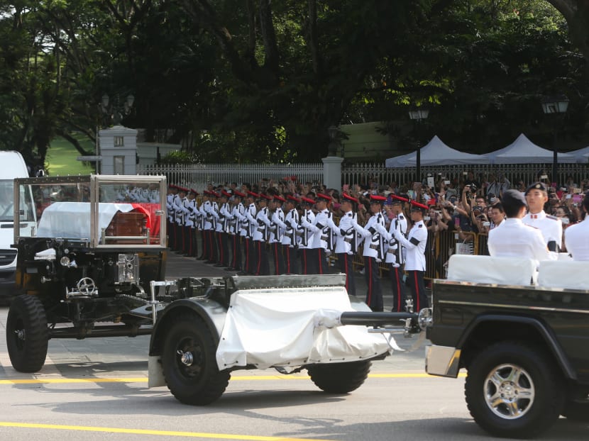 Loyal staff give Mr Lee Kuan Yew final send-off