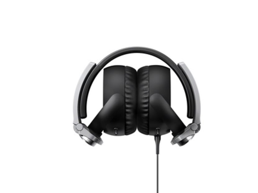 Sony XB900: Mobile disco made possible - TODAY Sony XB900: Mobile disco made possible - TODAY