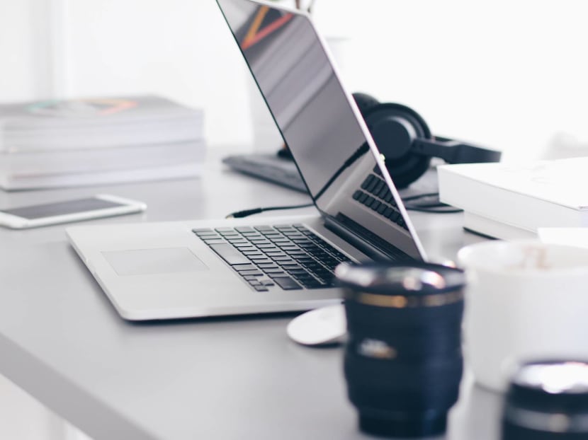 Go for lunch break alone, okay?