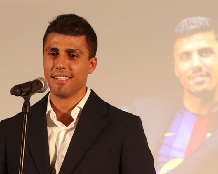 Rodri ends glittering Man City spell with move to Barca