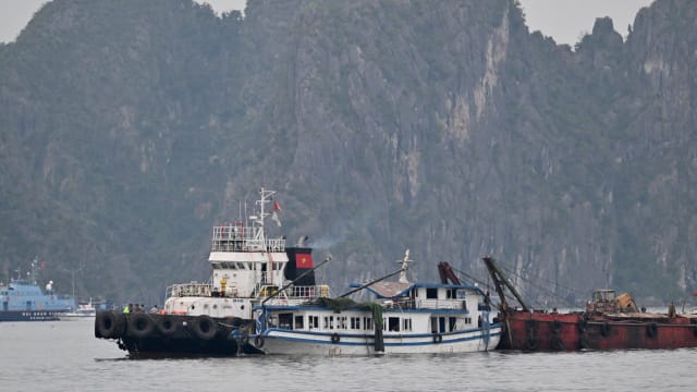 越南下龙湾船只翻覆事故增至37死
