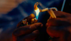 Kecanduan - Kutukan Narkoba Sintetis