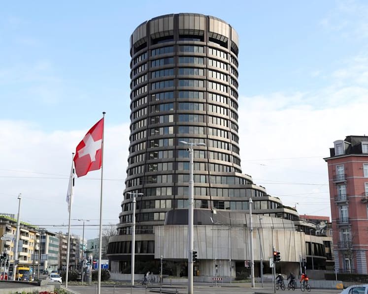 BIS says AI boom risks clouding central banks' inflation signals
