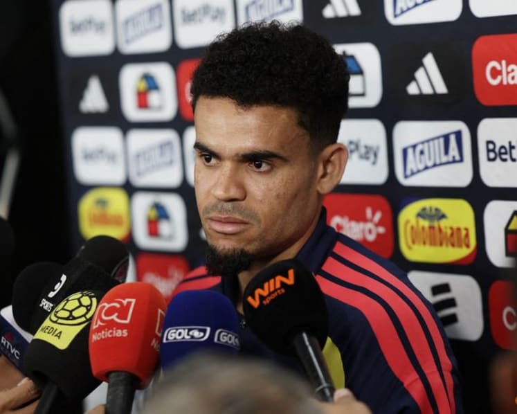 Diaz fuels Colombia's hopes on World Cup return