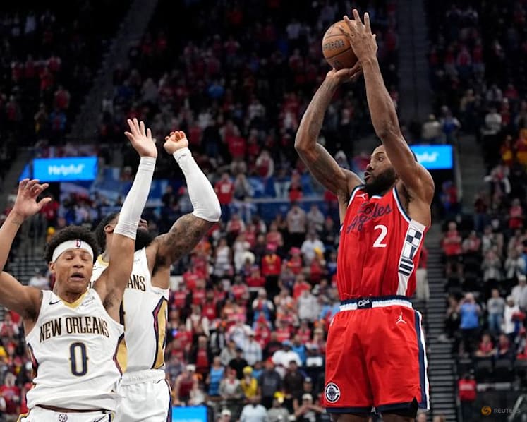 NBA-Clippers to forfeit five draft picks, fined $30 million after Leonard probe