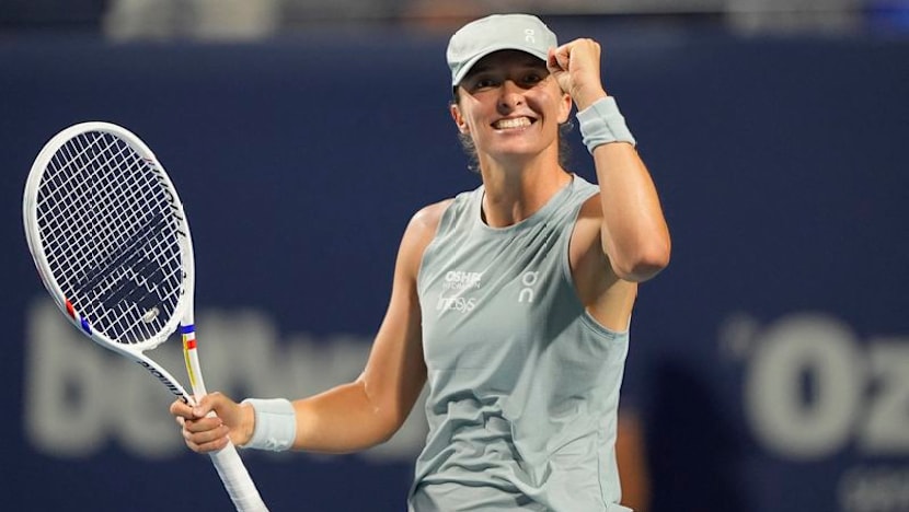 Swiatek reaches her first final of season at Canadian Open