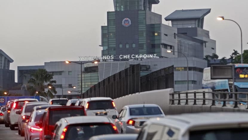 Wait of about 7 weeks for vehicle entry permits to Singapore after 6-fold jump in applications