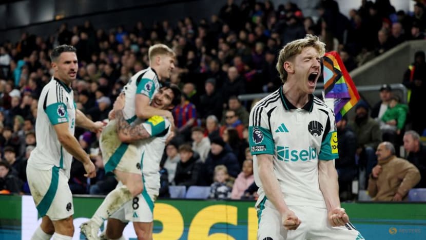 Last-gasp Munoz header saves Palace in home draw with Newcastle Last-gasp Munoz header saves Palace in home draw with Newcastle