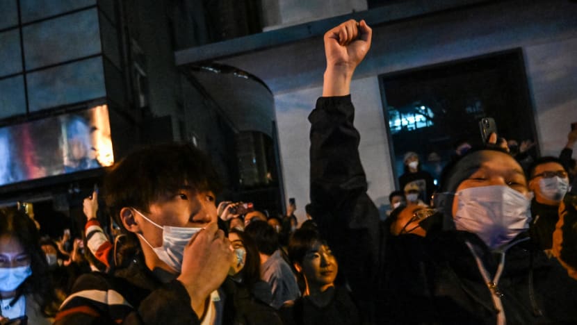 Tunjuk perasaan bantah sekatan COVID-19 cabaran besar bagi pemimpin China