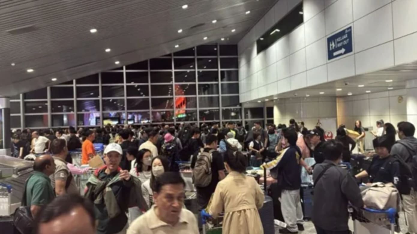 吉隆坡机场行李系统故障 大批乘客苦等数小时