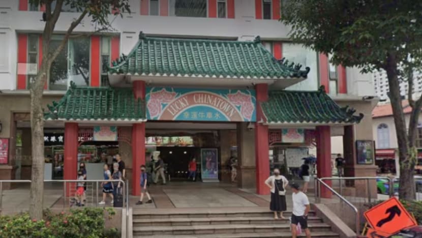 Man dodging payment pushed 59-year-old, who fell and suffered brain injury Man dodging payment pushed 59-year-old, who fell and suffered brain injury