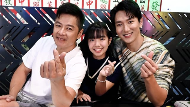 李南星是“控制狂老爸”　“赵家”兄妹敢怒敢言！