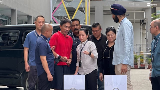 涉在芽笼持刀刺死前雇主 48岁被告被押回现场