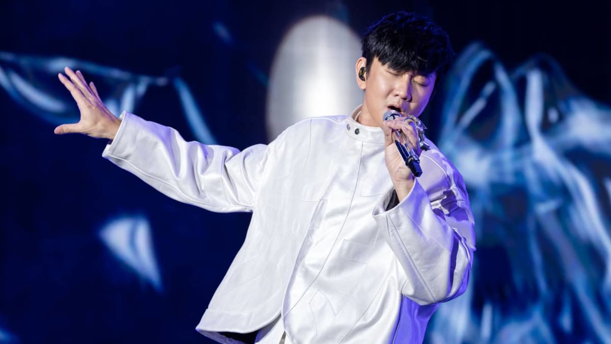 JJ Lin Kicks Off World Tour At National Stadium; Gets Emotional