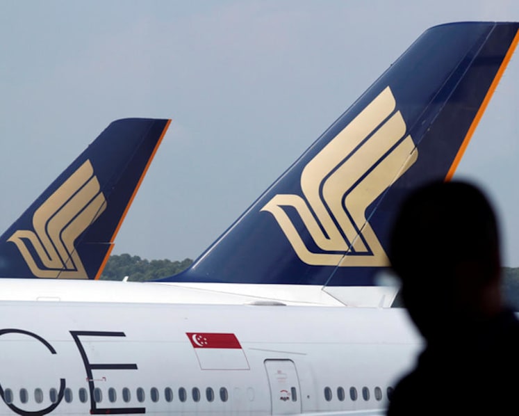 SIA shares dive 6% despite S$15 billion fundraising plan backed by Temasek