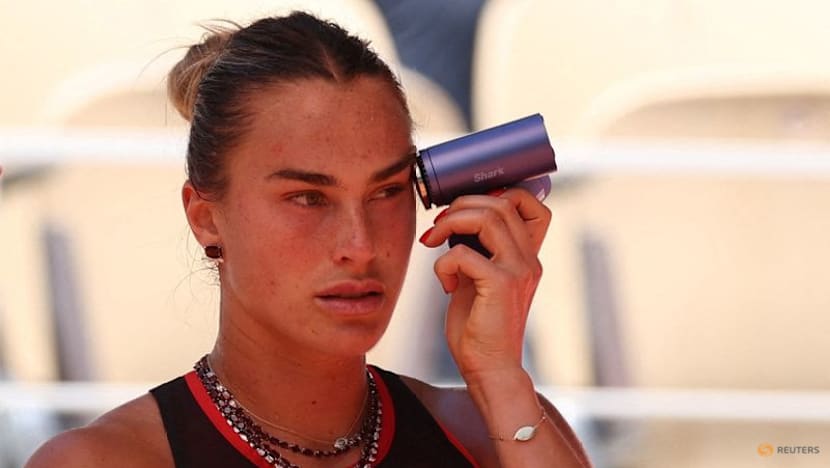 Shadow of war looms large over French Open as semi-final lineup takes shape