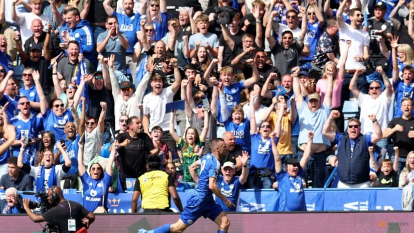 Vardy scores on farewell as Leicester beat Ipswich 2-0