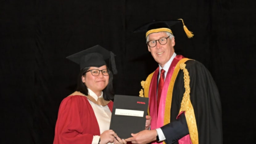 Cabaran demi cabaran diharungi, Faisarah Sapuan  kini genggam ijazah dalam bidang undang-undang