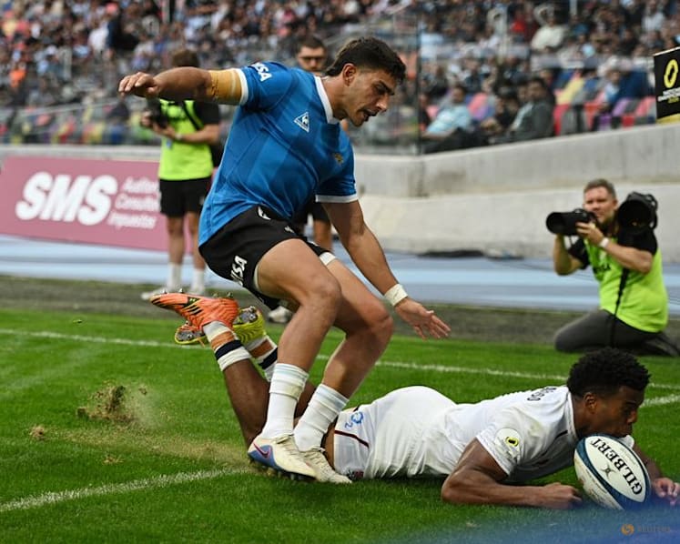 England post statement away victory in niggly clash with Argentina