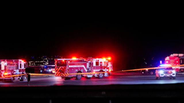 美国航空事故导致人命伤亡 但确切人数不明
