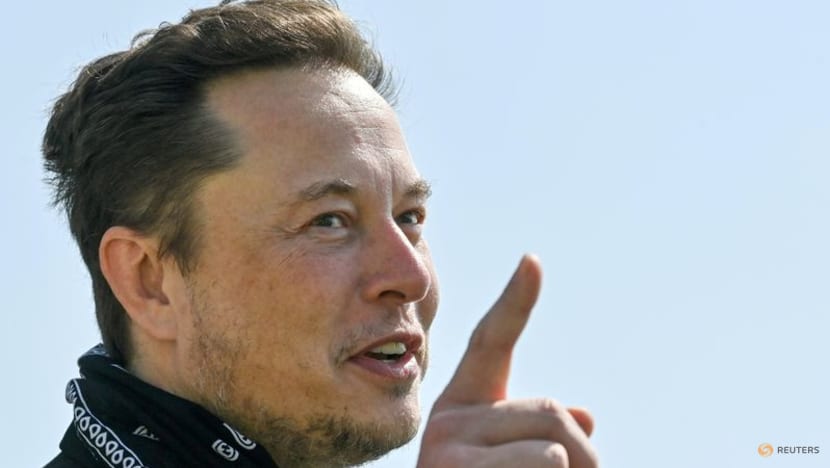 Elon Musk exercises Tesla options, sells US$1.1b in shares to cover taxes