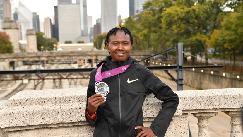 Kenya's Chepngetich smashes women's marathon world record Kenya's Chepngetich smashes women's marathon world record