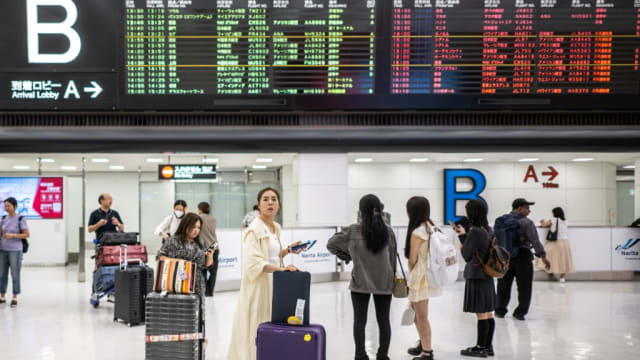 成田机场出入境外国旅客创新高